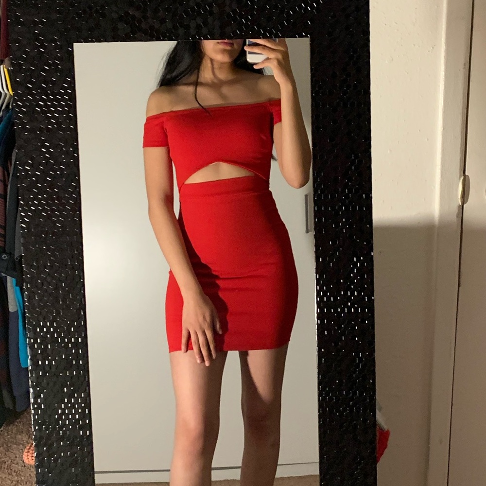 WINDSOR - red off the shoulder dress